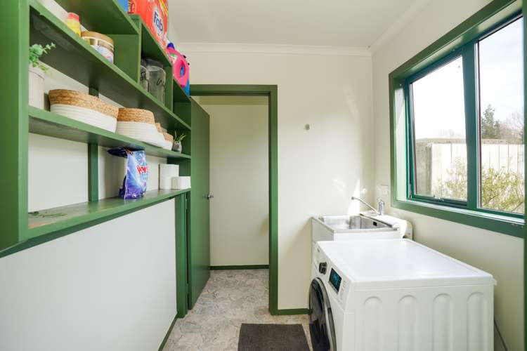 70 Pomona Road East Makarewa_32