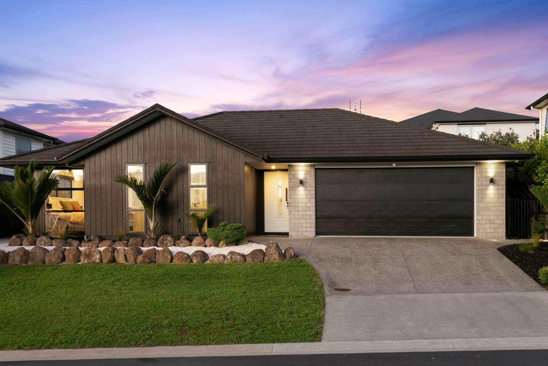 8 Ian Gordon Lane Orewa_0