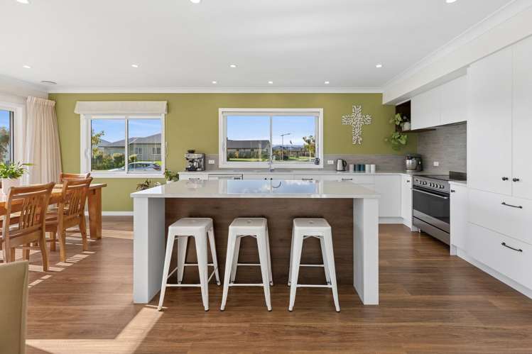 35 Kaimai Drive_4