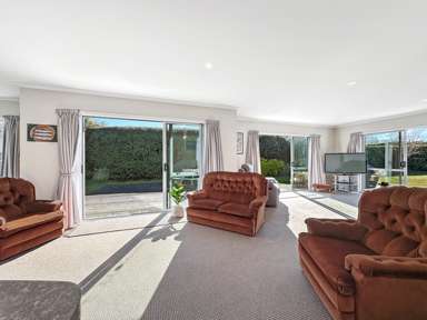 53 Montgomery Crescent_3