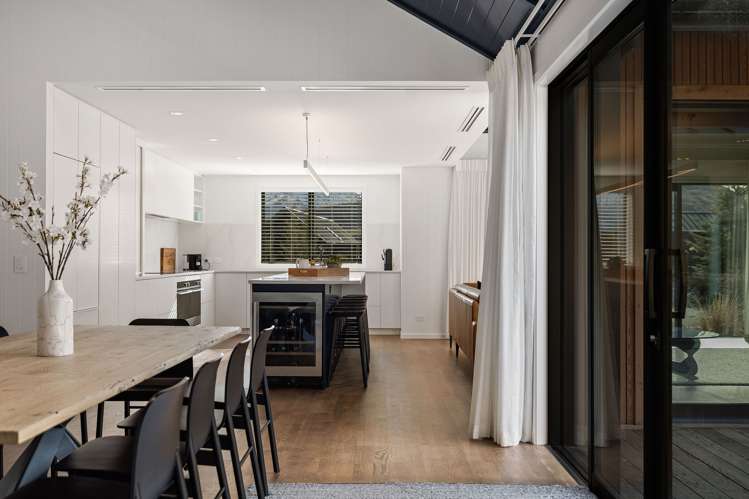 2 Appin Court Jacks Point_22