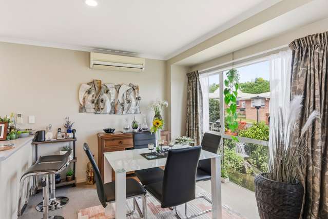 12/17 Redwood Close Paraparaumu_4