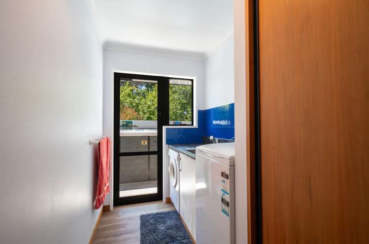 5 Holdaway Grove Richmond_21