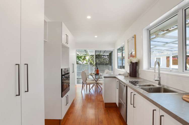 31 Thornlow Street Glendene_7