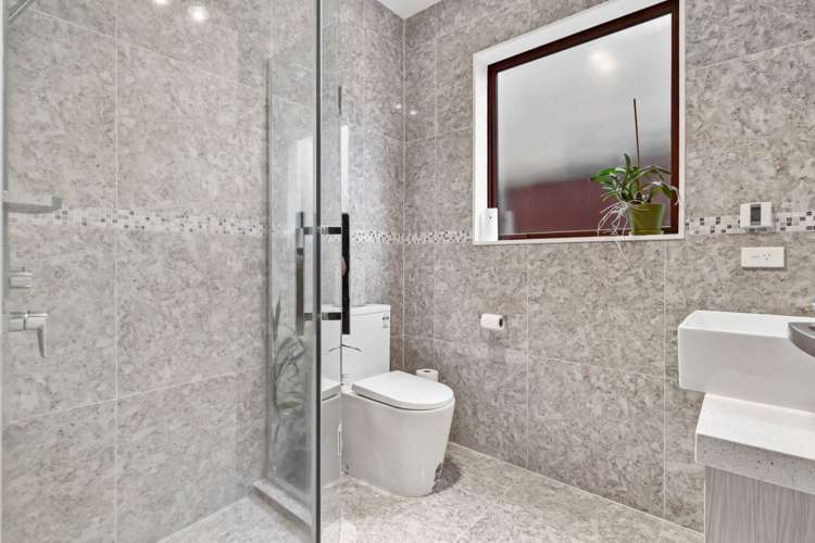 63 Rosewell Crescent Flat Bush_9