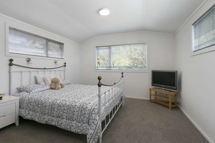 466 Huia Road Laingholm_7