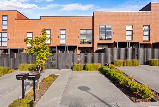 Architect-Designed Brick Home in Quiet Cul-de-Sac
