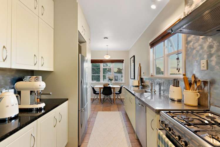 2 Haronui Road Greenlane_5