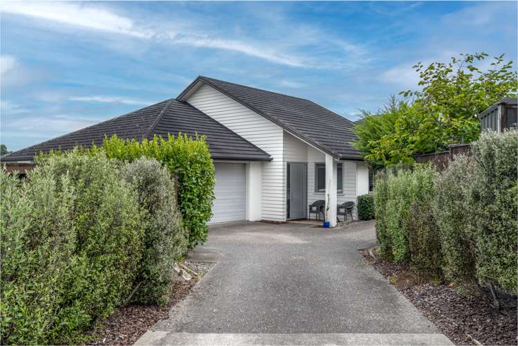 6 Brancott Place Flat Bush_1