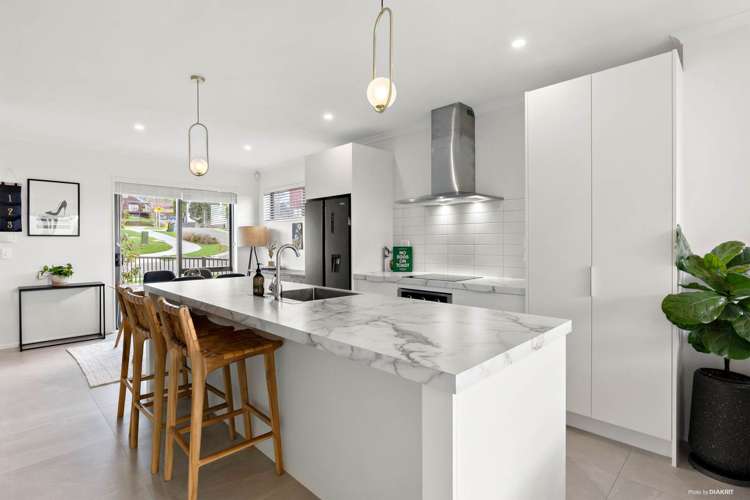 6 George Mcwhirter Avenue Massey_2