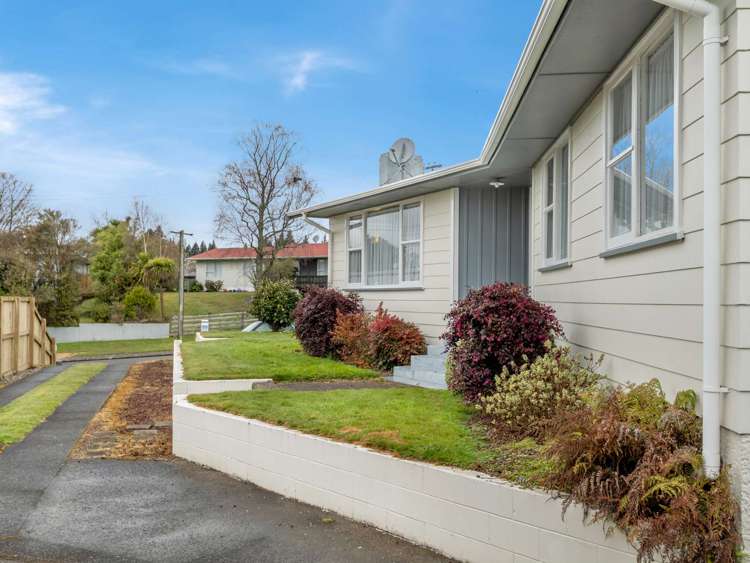 20 Pedlar Street Mangakakahi_26