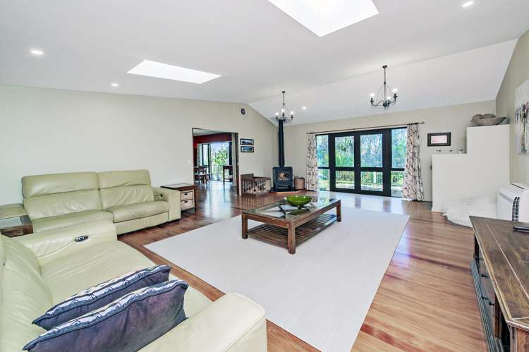 76 Moffat Drive Lincoln_8