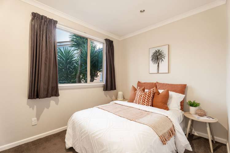 666 Avonside Drive Avonside_8