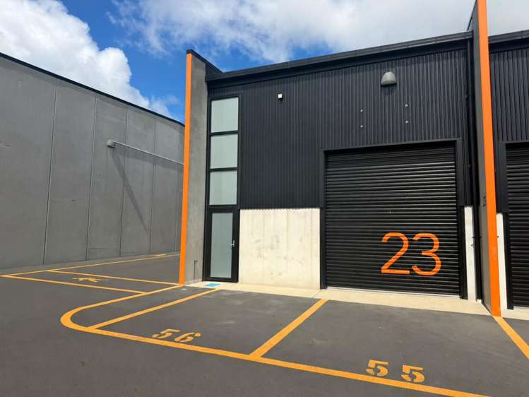 23/90A Hobsonville Road_0