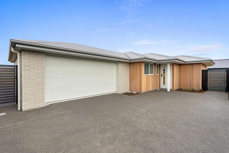 27 Longfields Road_0