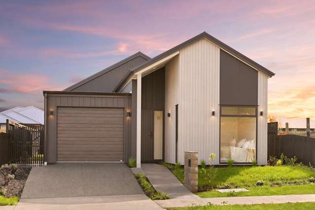 Modern Living, Brand New-High Spec | Near Hospital