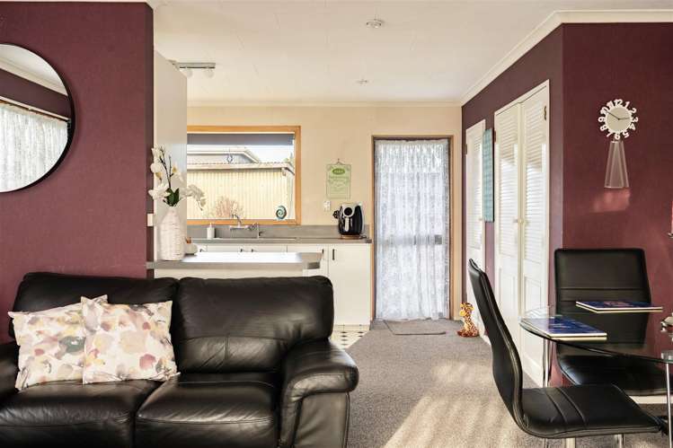 49 Elderlee Street Milton_6