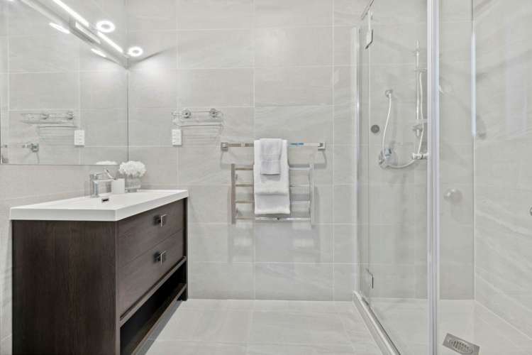 17 Ayrshire Place Somerville_15