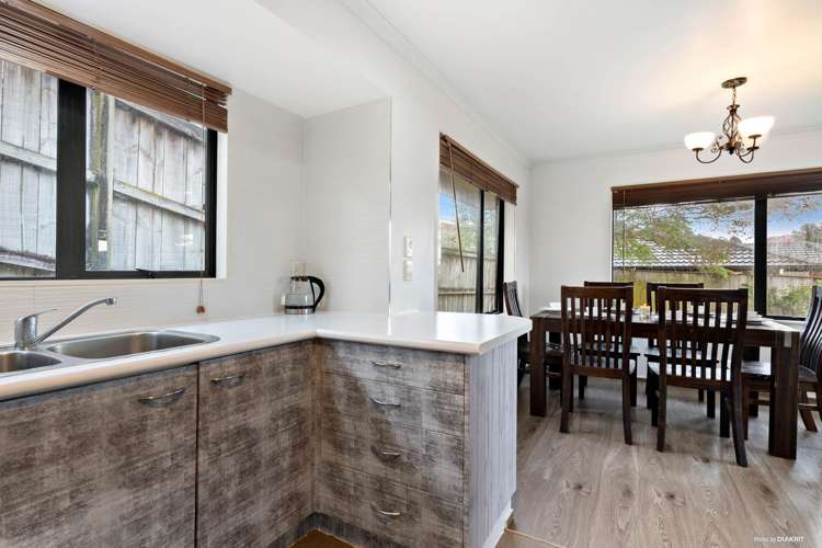 10 Earnslaw Crescent Clover Park_3