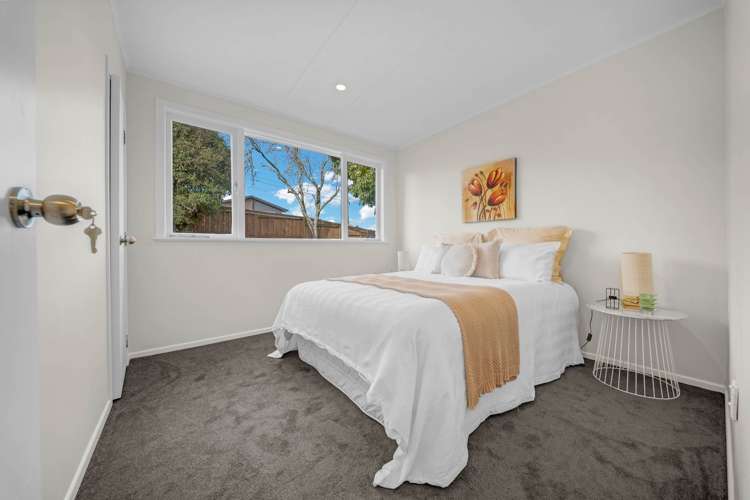 19 Sherwood Avenue Te Atatu South_15