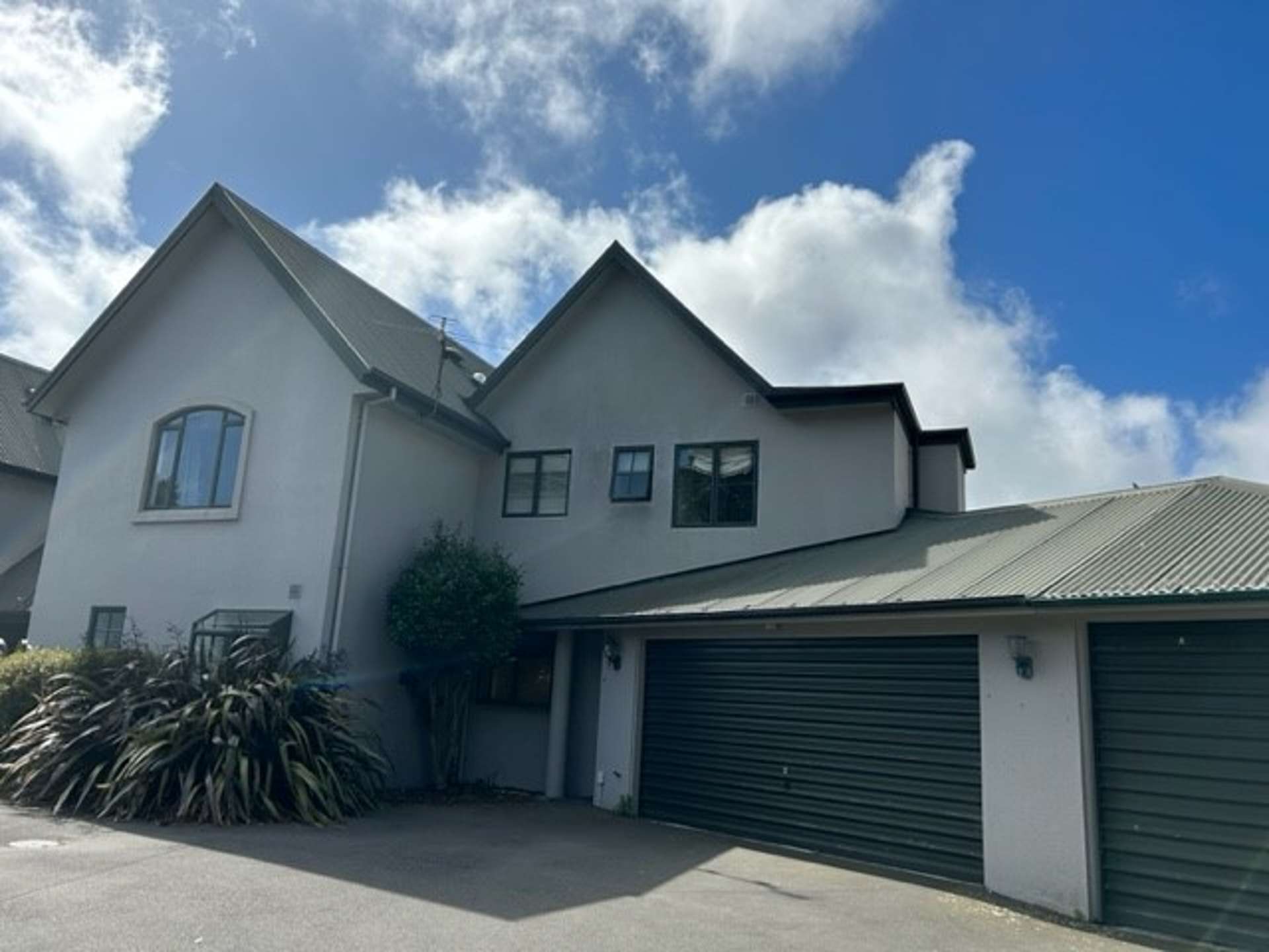 4/4 Brockworth Place Riccarton_0