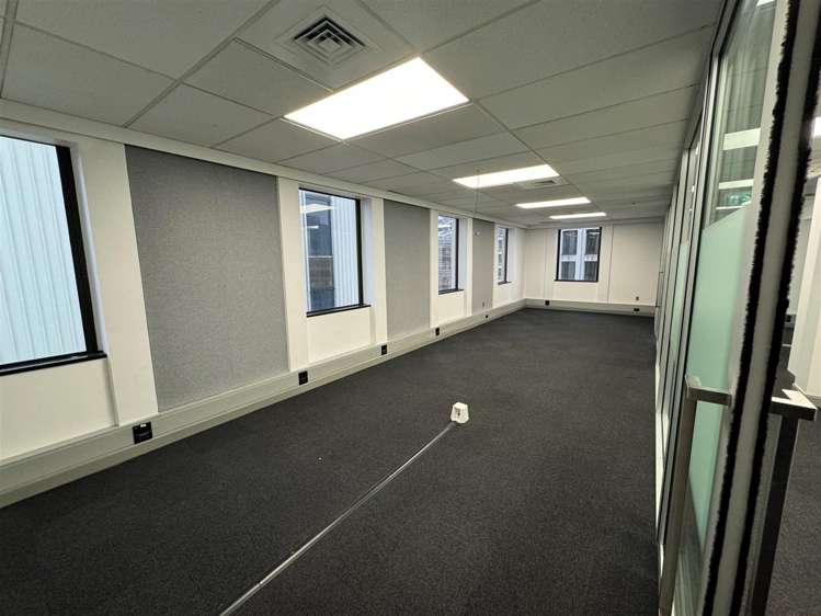 86 Lambton Quay Wellington_5