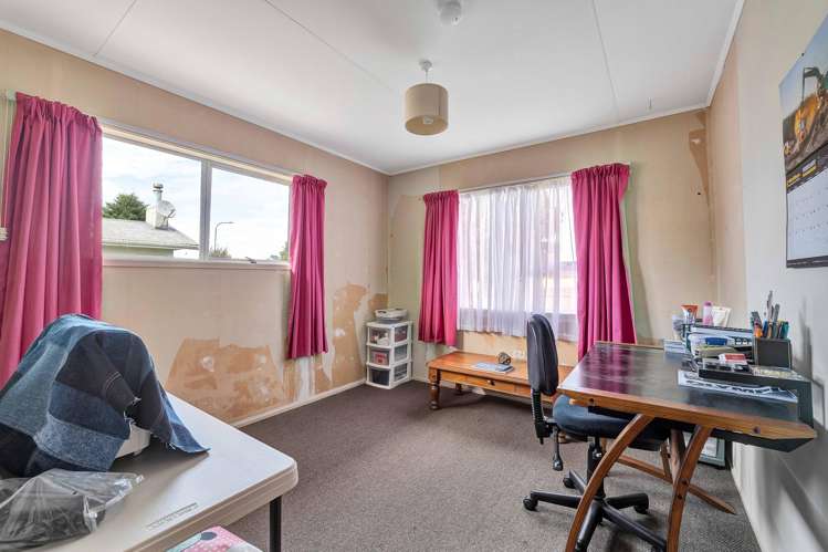 152 Brecon Road Stratford_15