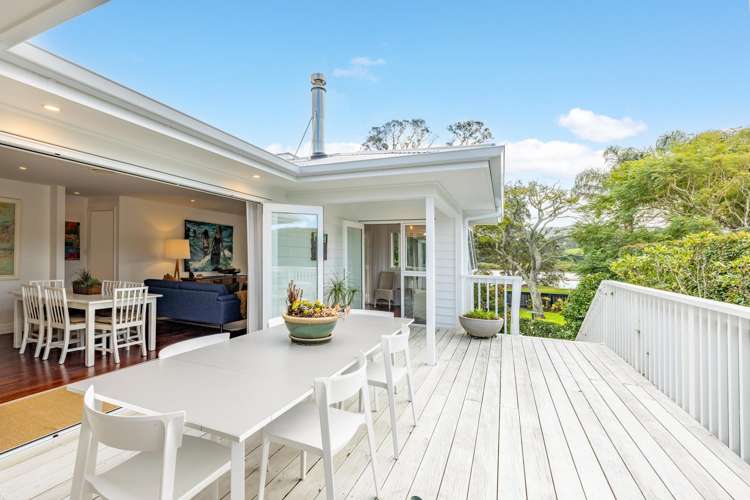 25 Riverside Drive Point Wells_21