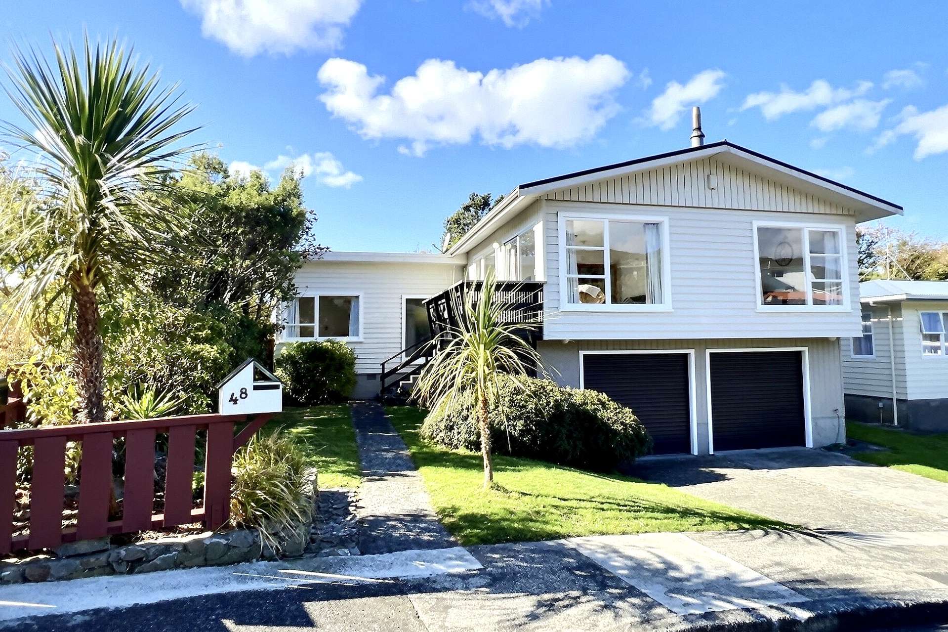 48 Thurleigh Grove Karori_0