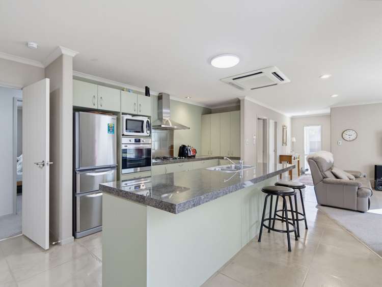 33 White Horse Drive_3