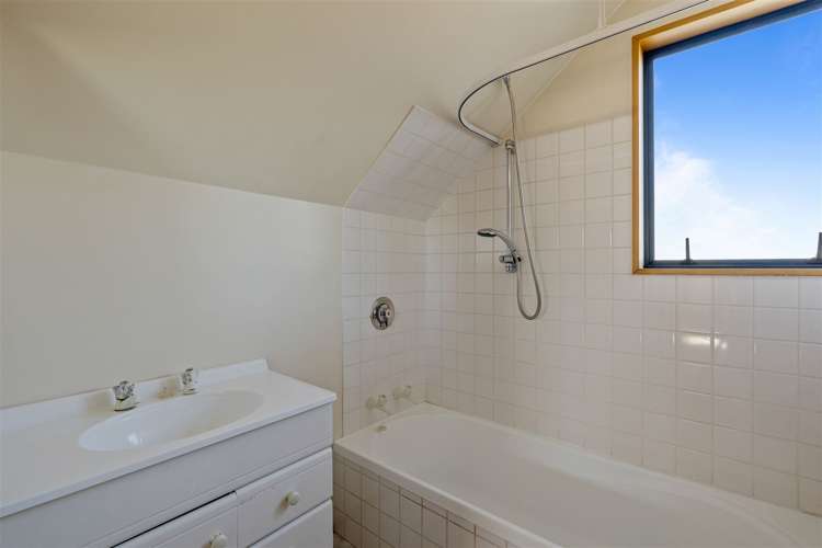 2 Kinleys Lane Saint Albans_10