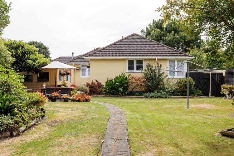 43 Exeter Crescent Takaro_16