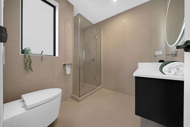 1 Meadowridge Drive Flat Bush_27