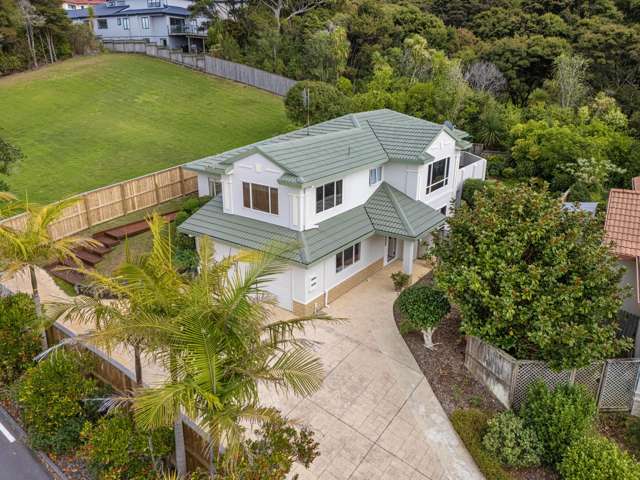 Grand Family Home - Solid Fletcher Build