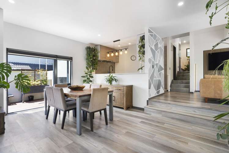 8/19 Langana Avenue Browns Bay_5