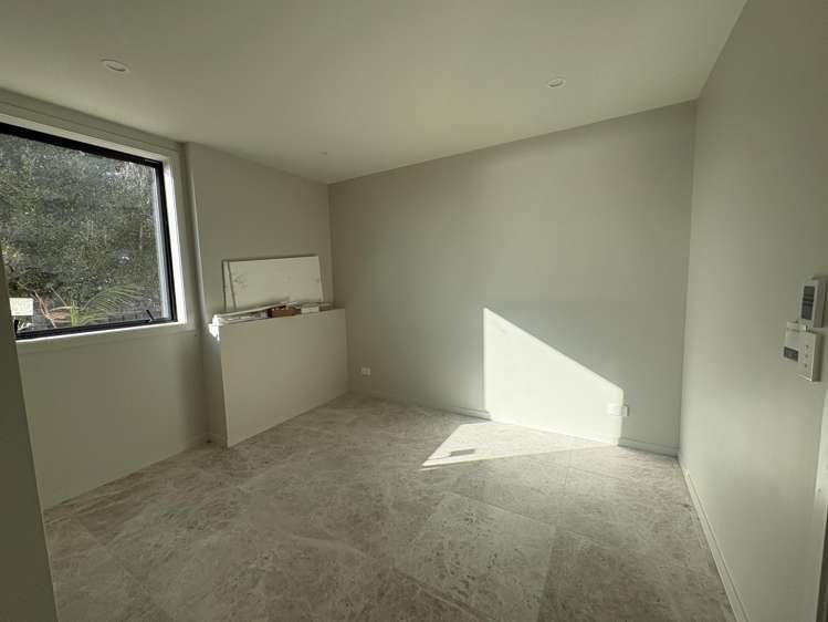 19A Duncansby Road Stanmore Bay_11
