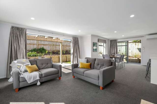 4/1 Hibiscus Avenue Hamilton Lake_3