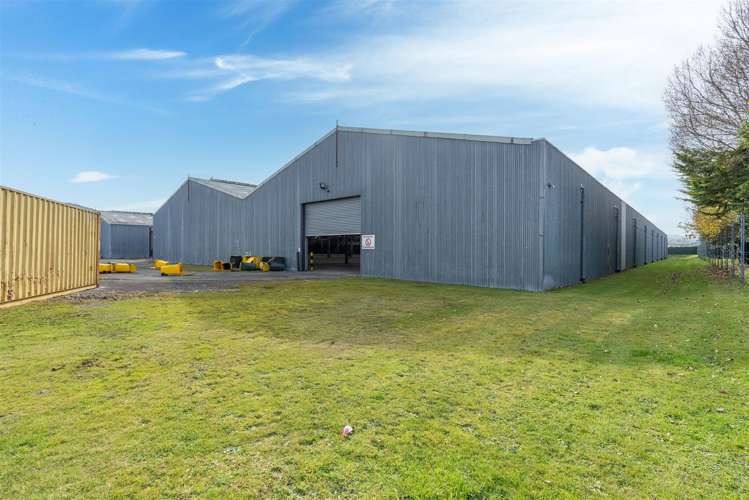 9-15 Refreshment Place Trentham_18