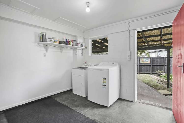 19 Merchant Avenue Te Atatu South_33