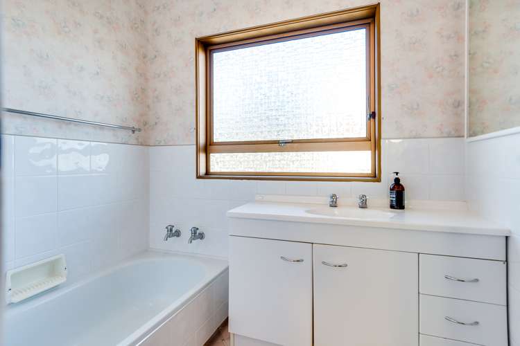 6 Somerset Place Taradale_6