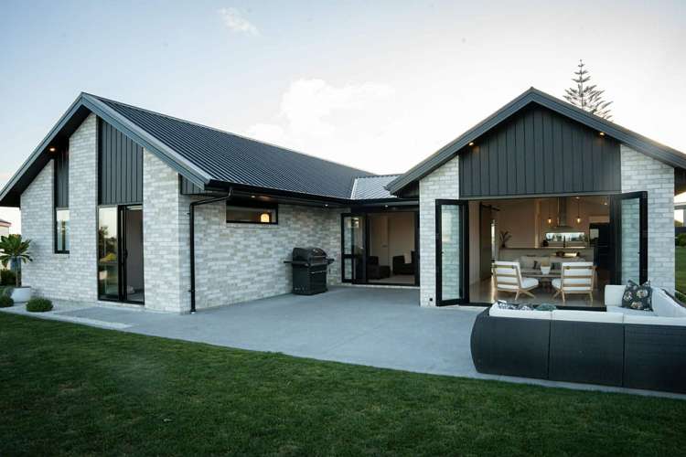 89A Burbush Road Burbush_4