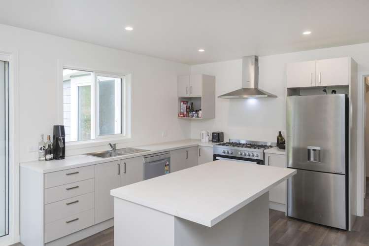 1733 Waingake Road Waingake_4