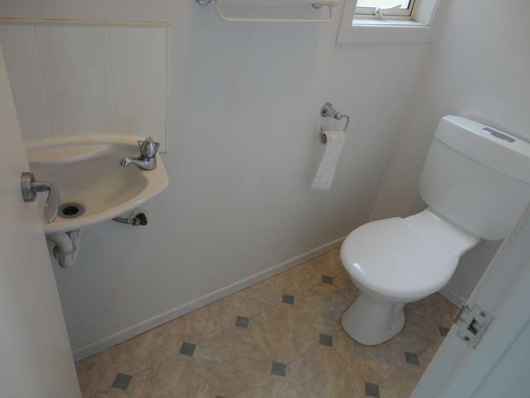 142 Bassett Road Remuera_12