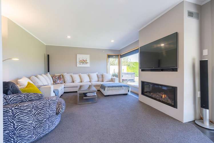 73 Sandy Brown Road Te Anau_7