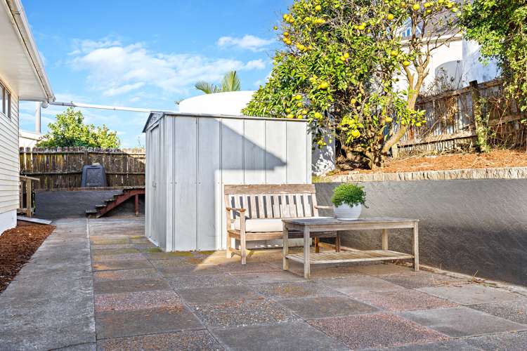 18 Harbour View Road Leigh_21