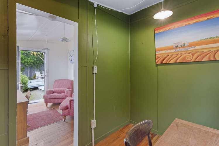 5A Paneta Street Paekakariki_31