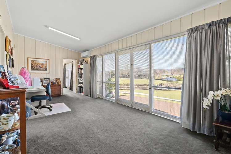 50 Kath Henry Lane Drury_11