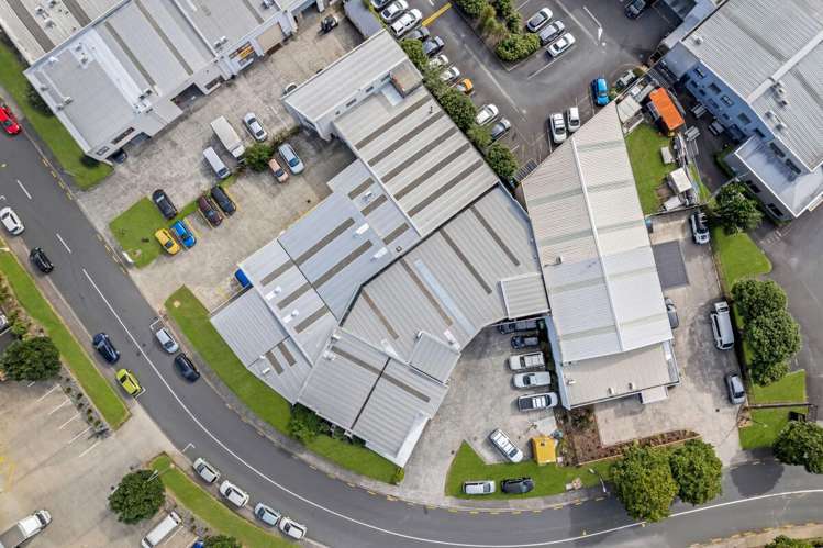 25 Paramount Drive Henderson_11