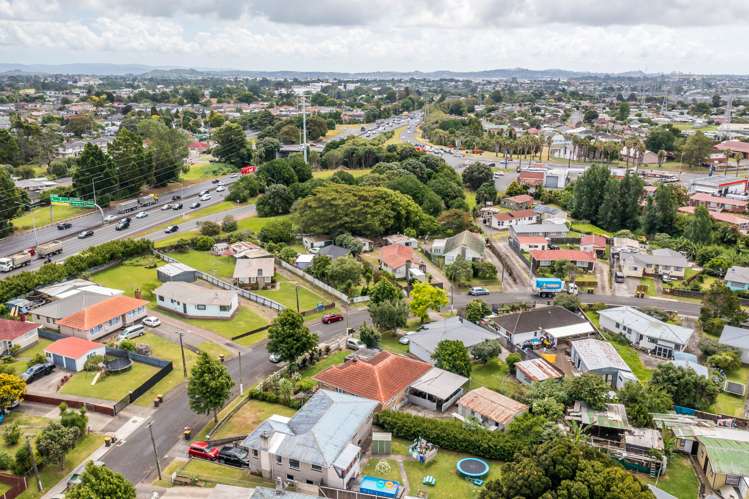 47 Clayton Avenue Otara_15