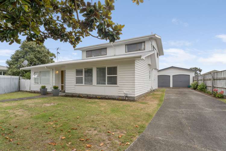 3 Dennis Grove Paraparaumu Beach_1